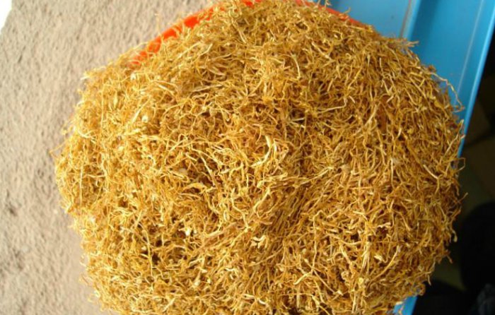 国产香烟的烟丝都是纸做的么