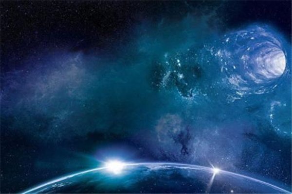 美国出现巨型圆盘状陆架云，是外星人突然造访地球吗？