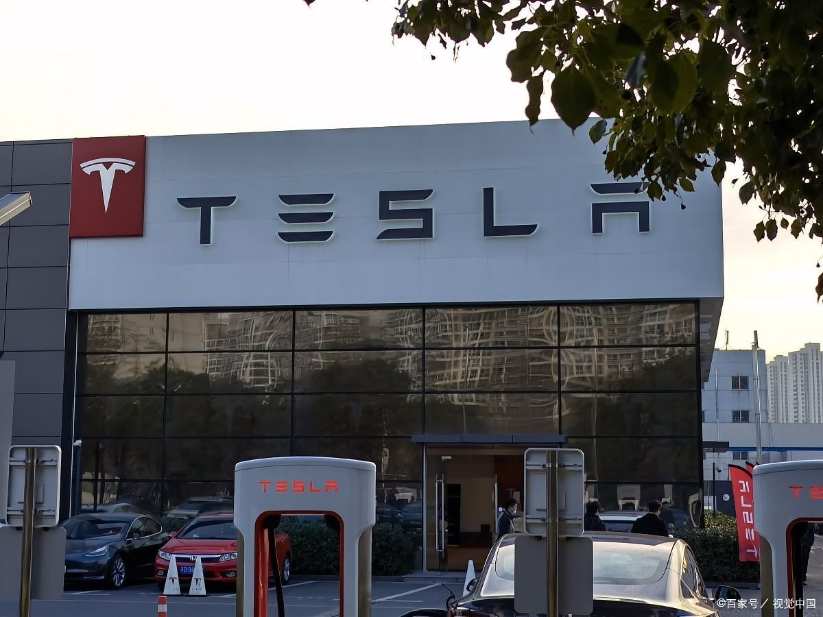 特斯拉在中国召回近20万辆汽车，召回的原因是什么？