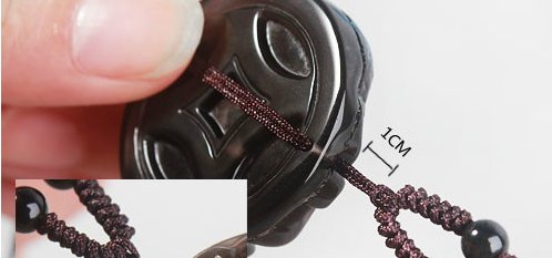 如何给玉坠打结