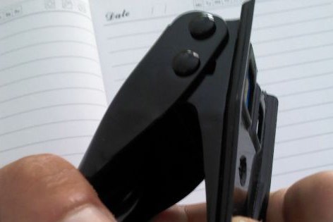 如何使用剪卡器剪卡