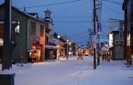 《雪国》的写作背景是什么？