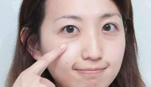 长期熬夜形成的眼袋，到底能不能消除？