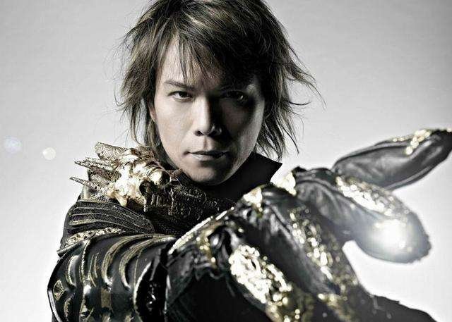 谁知道《泪桥》歌词?