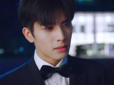 宋威龙被骂恋爱脑学历低,他是如何证明自己的?