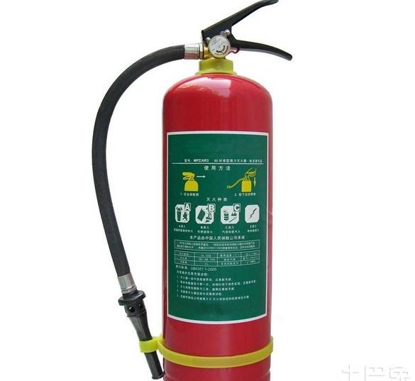 灭火器的正确使用方法及注意事项
