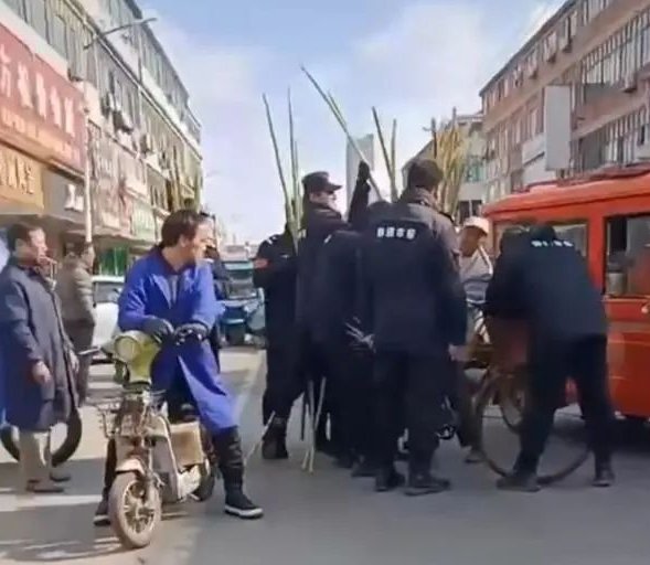 南通海门通报围抢老人甘蔗事件的背后，暴露了哪些问题？