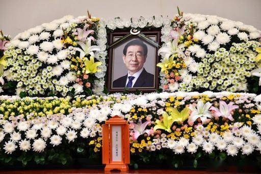 首尔已故市长性骚扰一案，现在彻查有何意义？