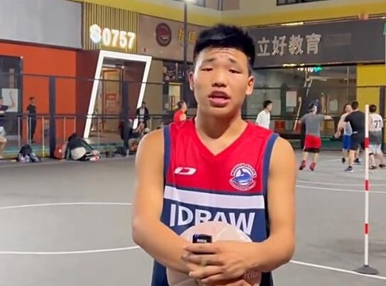 吴勇豪为什么无球可打？