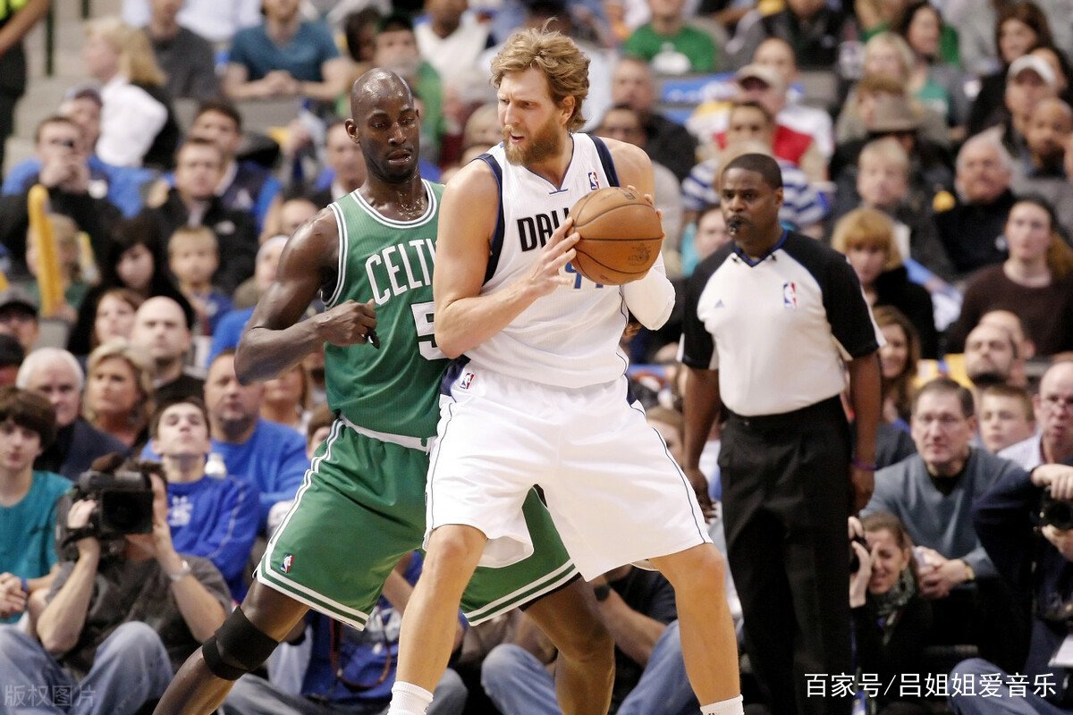 在篮球里面,小前锋和大前锋这两个位置到底有啥区别?