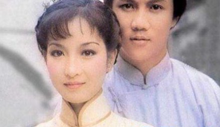 黄元申妻子照片