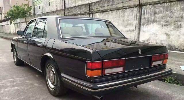 老款桑塔纳每公里油耗多少