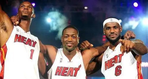 詹姆斯加盟热火迎12周年，他为球队作出了哪些贡献？