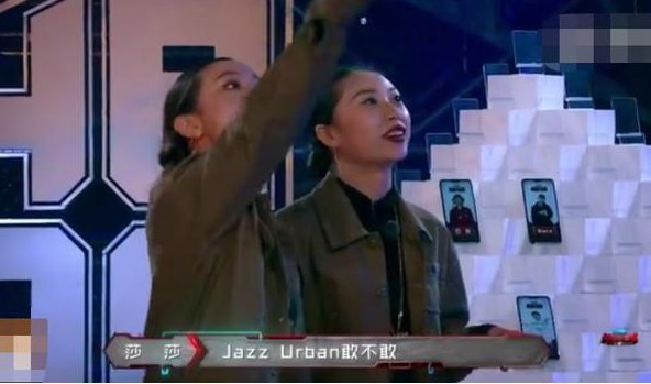 鹿晗霸气护短是什么情况？