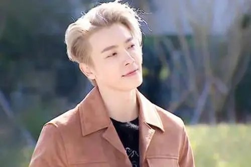 李东海近照曝光，现如今他的状态如何？