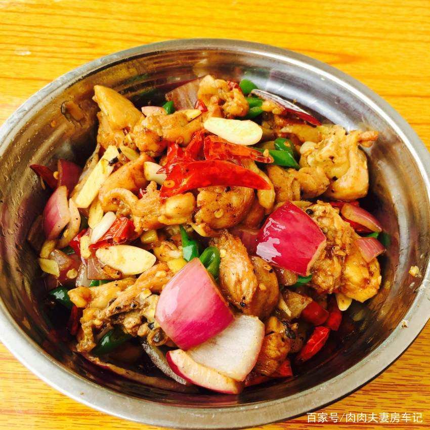 炒葱椒鸡是哪个地方的菜？炒葱椒鸡的家常做法是什么？