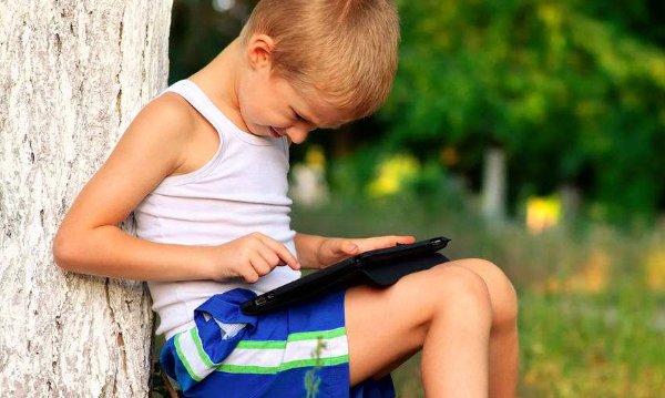 梓和什么字搭配取男孩名