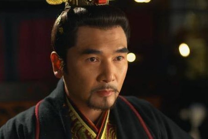 “讳疾忌医”这个典故中的君王是谁?