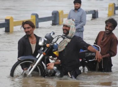 巴基斯坦遭遇有史以来最严重的洪涝灾害，当地的受灾情况如何？