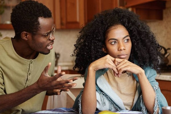 发现男朋友出轨应该怎么办?