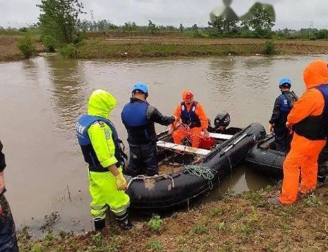 打捞员救出溺亡女子后竟发现是自己的亲人,如果换成是你,你会有何心情?