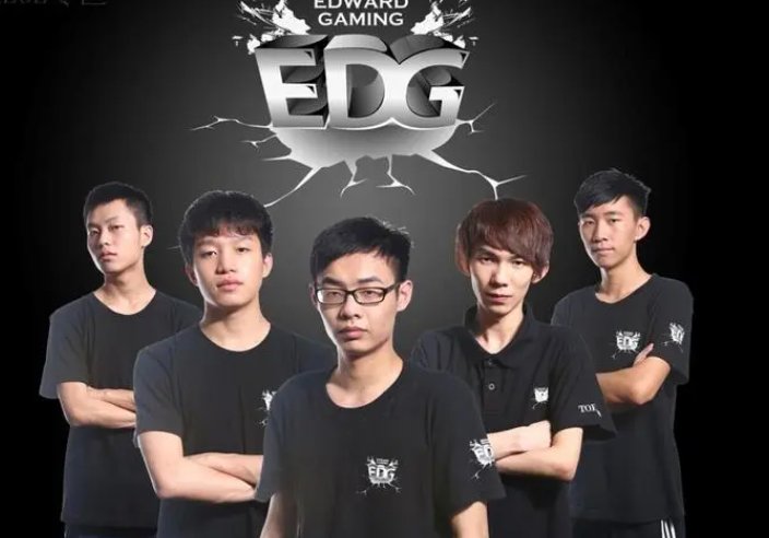 WE与EDG的恩怨情仇是什么？可以说一下具体过程吗?