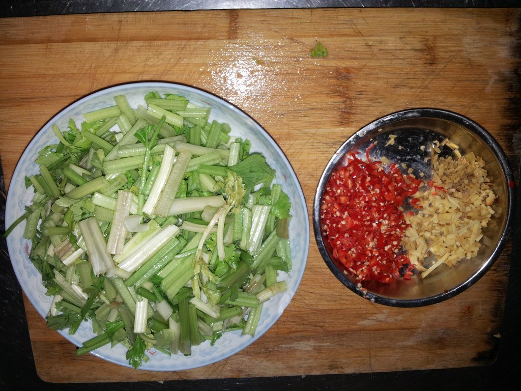 花江狗肉的做法及配料是什么?