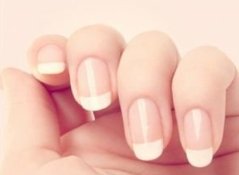 手指甲上没有月牙是怎么回事？