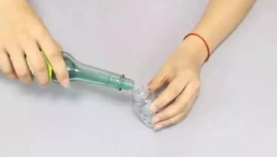 辣椒辣手最快解决办法？