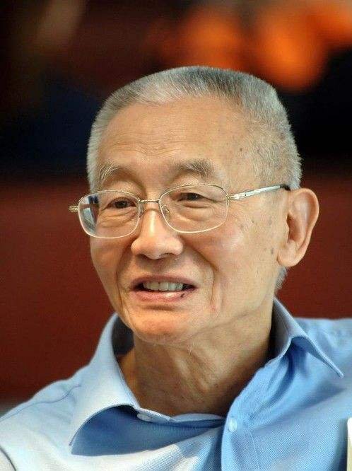 85岁的魏纪中逼走陈忠和，并打压郎平刘国梁，你对他有何看法？