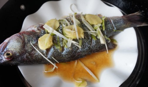 海鲈鱼的做法