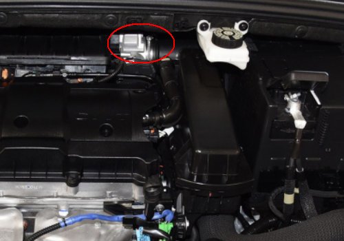 汽车离合器的压盘和从动盘安装在哪里?为什么?