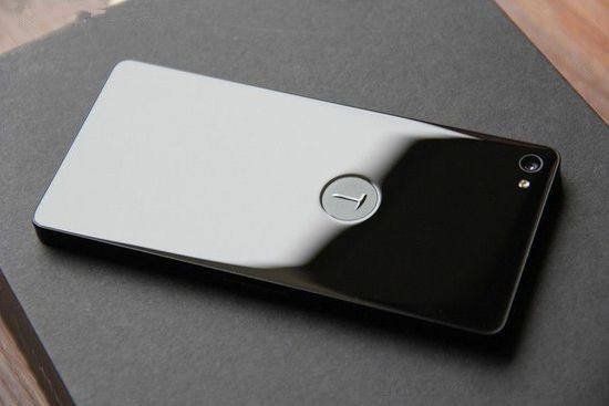 锤子和坚果是什么关系