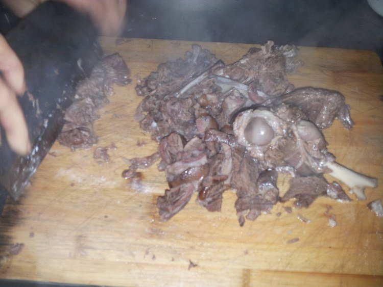 花江狗肉的做法及配料是什么?