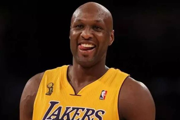 拉玛尔·奥多姆一共获得过几次NBA总冠军？