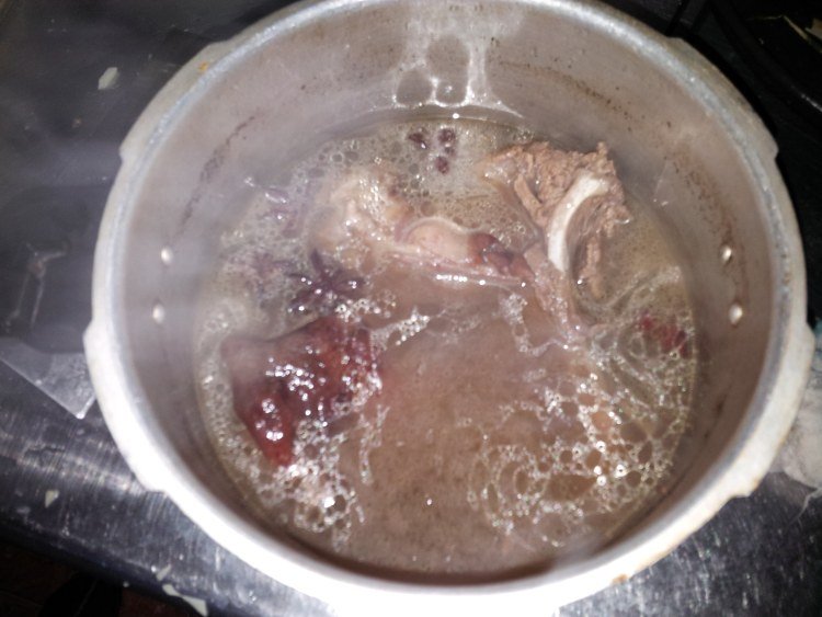 花江狗肉的做法及配料是什么?