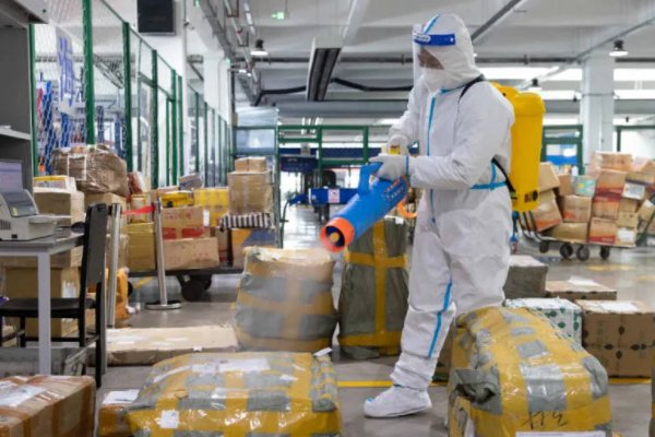 呼和浩特检出4件快递内件物品及包装核酸阳性，物品呈阳性会传染给人类吗？