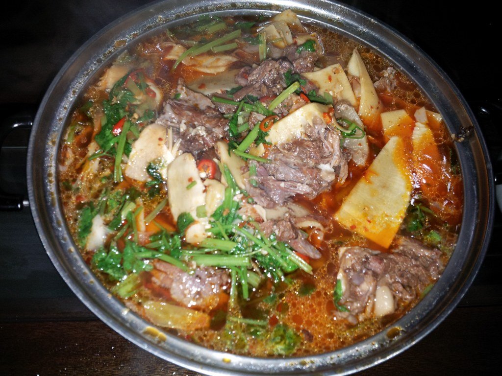 花江狗肉的做法及配料是什么?