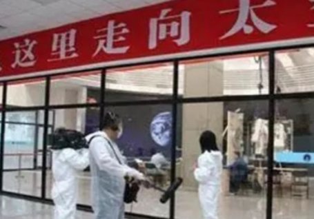 1998年发生了什么重大事件?