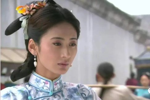 《步步惊心》绿芜为什么投河自尽？