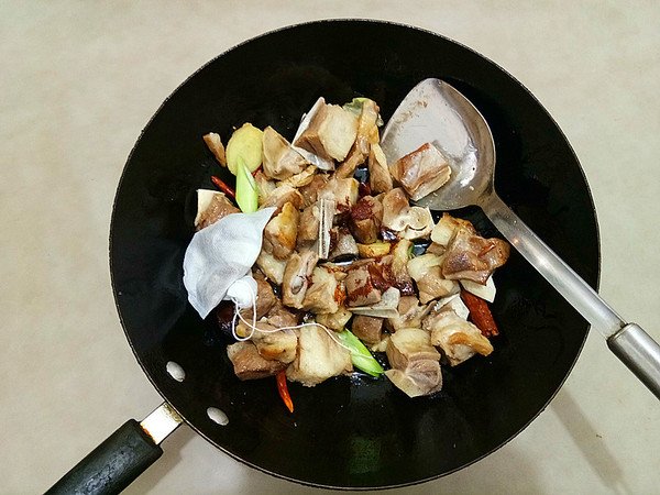 红烧羊肉的做法 最正宗的做法