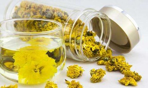 为什么我鼻子上经常长痘痘