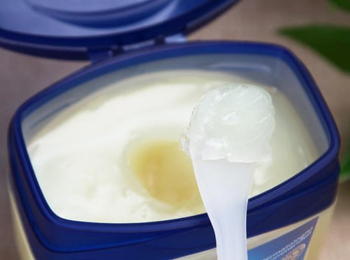 凡士林是什么东西？