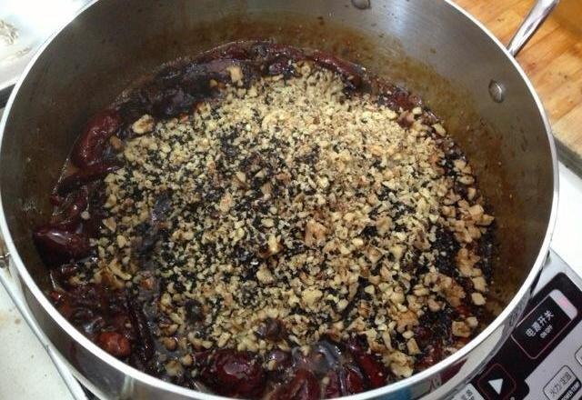 自制阿胶糕配料的比例是多少?