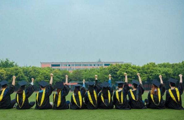 八个字的毕业祝福语