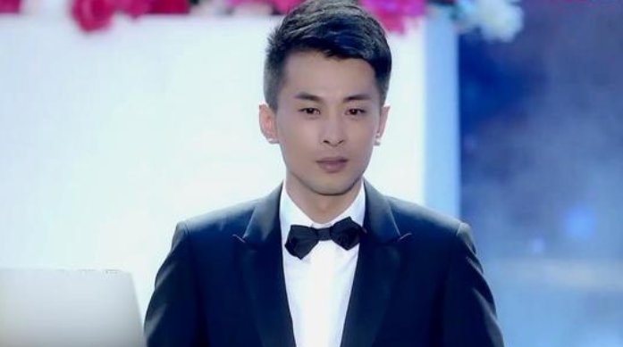 辛巴遭打假人电话敲诈，录音曝光气势嚣张：盯上你了！是谁把他逼上绝路？