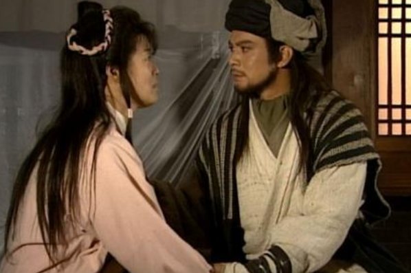 聚贤庄中，为什么萧峰要和天下英雄喝绝交酒？