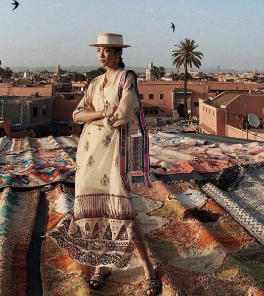 草编帽是什么时候流行起来的？