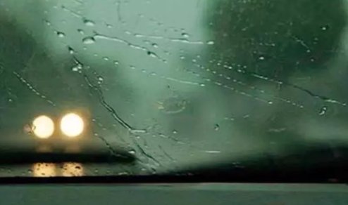 汽车玻璃怎样防雾