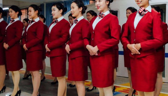 女子要求母乳放高铁冰箱遭拒,你认为乘务员有错吗?